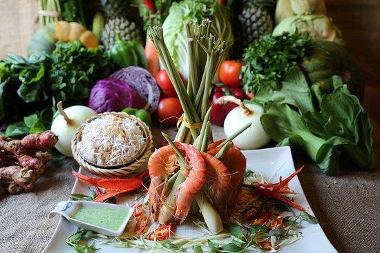 Lake View Side Restaurant & Cafe